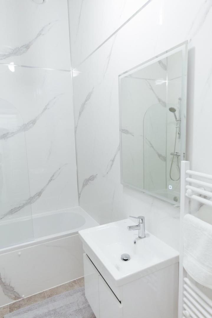 Stylish Comfort In London 芬奇利 外观 照片