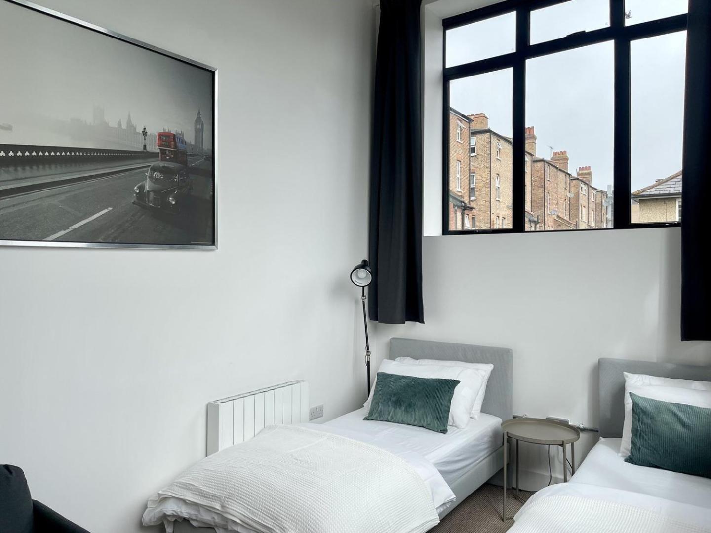 Stylish Comfort In London 芬奇利 外观 照片